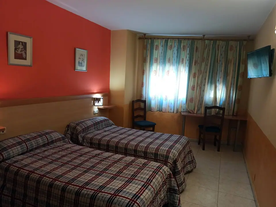 Habitación con dos camas individuales