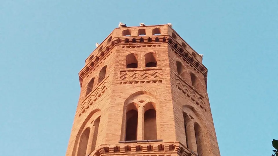 La torre de San Pedro al atardecer